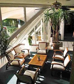 Le Relais De Castelnau